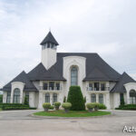 Chateaux De Paris Clubhouse